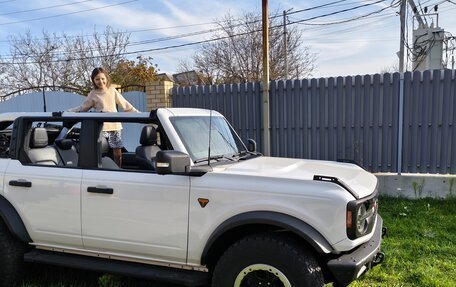 Ford Bronco, 2021 год, 5 590 000 рублей, 2 фотография