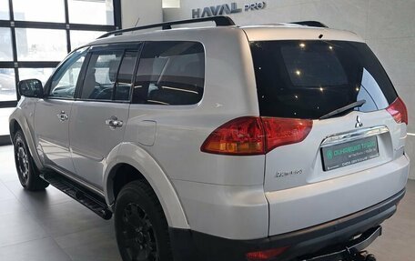 Mitsubishi Pajero Sport II рестайлинг, 2012 год, 1 199 000 рублей, 4 фотография