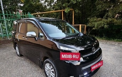 Toyota Voxy II, 2010 год, 1 550 000 рублей, 1 фотография