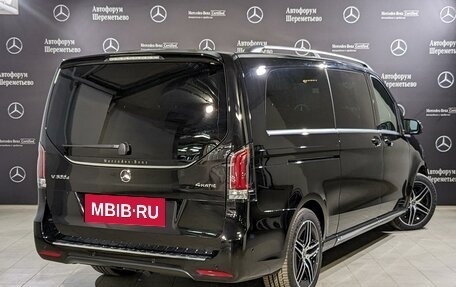 Mercedes-Benz V-Класс, 2024 год, 15 900 000 рублей, 2 фотография