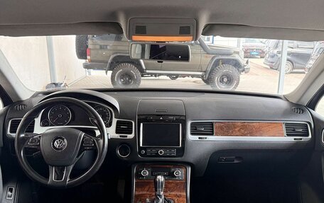 Volkswagen Touareg III, 2012 год, 1 949 000 рублей, 10 фотография