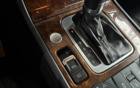Volkswagen Touareg III, 2012 год, 1 949 000 рублей, 16 фотография