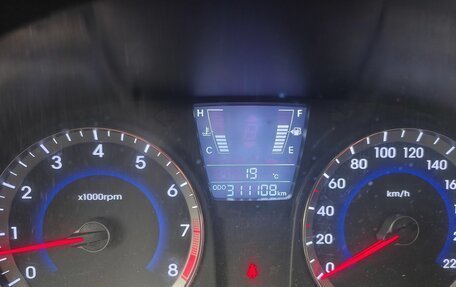 Hyundai Solaris II рестайлинг, 2012 год, 450 000 рублей, 9 фотография