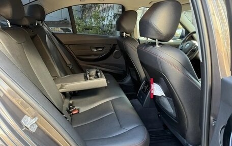 BMW 3 серия, 2013 год, 1 990 000 рублей, 10 фотография