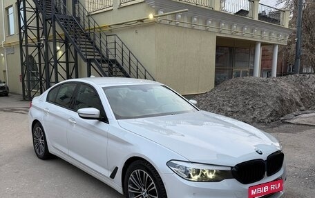 BMW 5 серия, 2019 год, 4 200 000 рублей, 2 фотография
