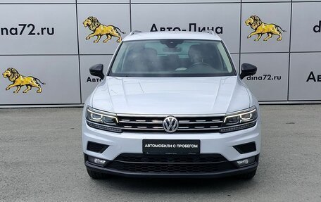 Volkswagen Tiguan II, 2019 год, 2 450 000 рублей, 2 фотография