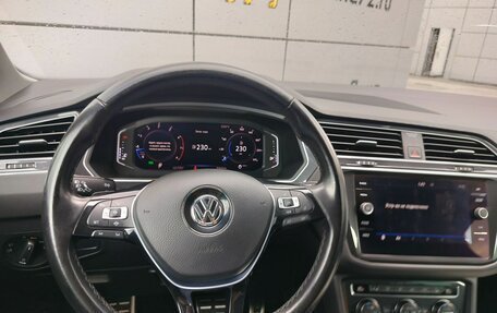 Volkswagen Tiguan II, 2019 год, 2 450 000 рублей, 14 фотография