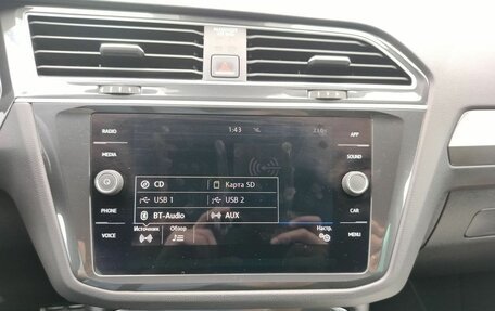 Volkswagen Tiguan II, 2019 год, 2 450 000 рублей, 15 фотография