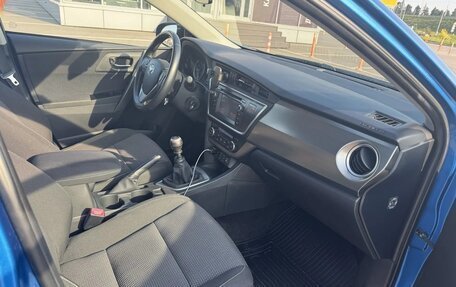Toyota Auris II, 2014 год, 1 750 000 рублей, 11 фотография
