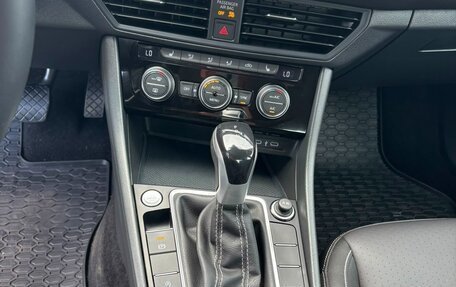 Volkswagen Jetta VII, 2023 год, 2 200 000 рублей, 4 фотография