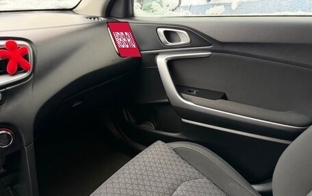 KIA cee'd III, 2019 год, 1 700 000 рублей, 13 фотография