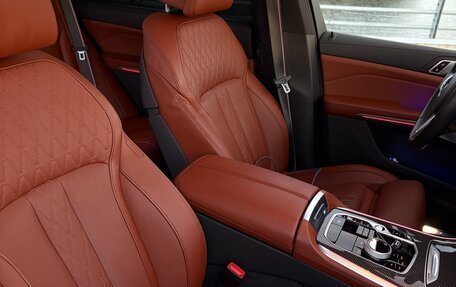 BMW X5, 2023 год, 15 000 000 рублей, 16 фотография