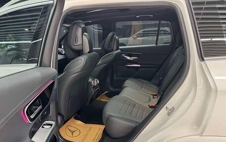 Mercedes-Benz GLC, 2024 год, 6 000 000 рублей, 7 фотография