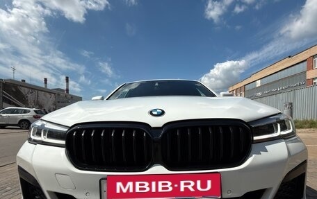 BMW 5 серия, 2020 год, 4 300 000 рублей, 3 фотография