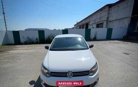 Volkswagen Polo VI (EU Market), 2013 год, 950 000 рублей, 2 фотография