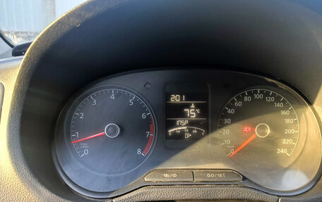 Volkswagen Polo VI (EU Market), 2014 год, 320 000 рублей, 11 фотография