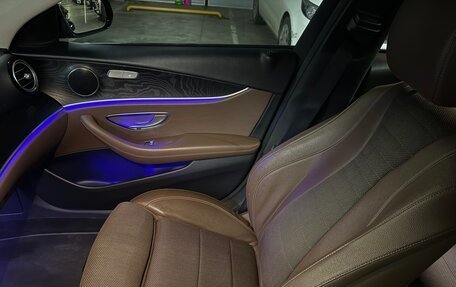 Mercedes-Benz E-Класс, 2016 год, 2 800 000 рублей, 14 фотография