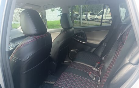 Toyota RAV4, 2011 год, 1 690 000 рублей, 6 фотография