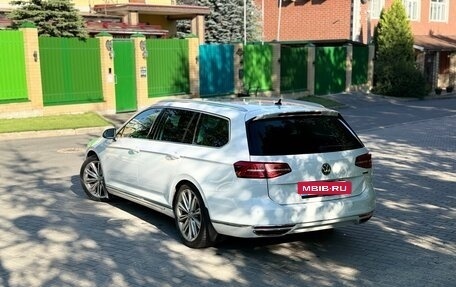 Volkswagen Passat B8 рестайлинг, 2019 год, 2 950 000 рублей, 4 фотография