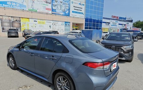 Toyota Corolla, 2022 год, 2 100 000 рублей, 3 фотография