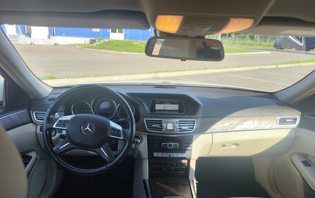 Mercedes-Benz E-Класс, 2013 год, 2 100 000 рублей, 5 фотография