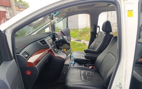 Toyota Vellfire I, 2009 год, 2 300 000 рублей, 12 фотография