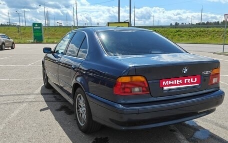 BMW 5 серия, 2003 год, 630 000 рублей, 6 фотография