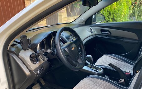 Chevrolet Cruze II, 2013 год, 700 000 рублей, 12 фотография