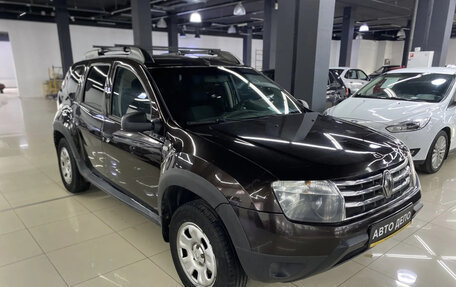 Renault Duster I рестайлинг, 2014 год, 999 000 рублей, 3 фотография