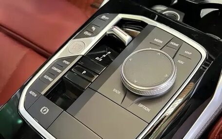 BMW 3 серия, 2024 год, 3 700 000 рублей, 13 фотография