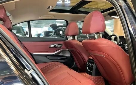 BMW 3 серия, 2024 год, 3 700 000 рублей, 15 фотография