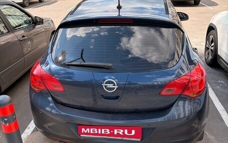 Opel Astra J, 2011 год, 1 250 000 рублей, 2 фотография