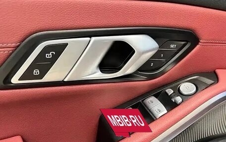 BMW 3 серия, 2024 год, 3 700 000 рублей, 10 фотография