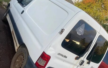 Citroen Berlingo II рестайлинг, 2011 год, 250 000 рублей, 2 фотография