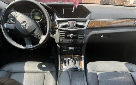 Mercedes-Benz E-Класс, 2010 год, 1 550 000 рублей, 7 фотография