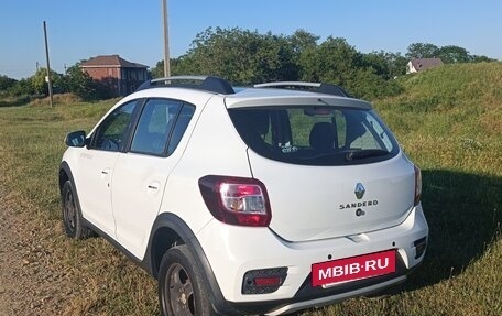 Renault Sandero II рестайлинг, 2020 год, 800 000 рублей, 3 фотография