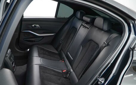 BMW 3 серия, 2019 год, 2 977 077 рублей, 9 фотография