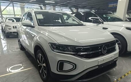 Volkswagen T-Roc I, 2026 год, 2 490 000 рублей, 1 фотография