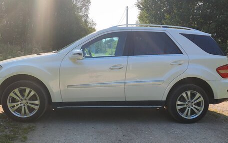 Mercedes-Benz M-Класс, 2010 год, 1 650 000 рублей, 4 фотография