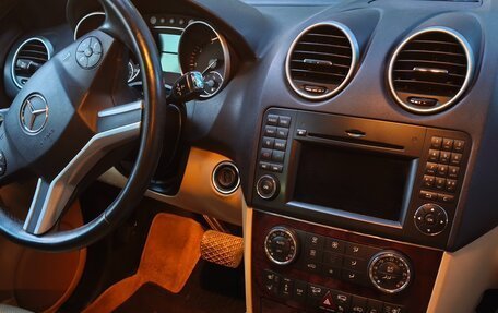 Mercedes-Benz M-Класс, 2010 год, 1 650 000 рублей, 20 фотография