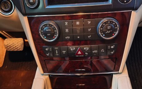 Mercedes-Benz M-Класс, 2010 год, 1 650 000 рублей, 28 фотография