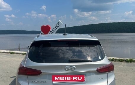 Hyundai Santa Fe IV, 2019 год, 2 790 000 рублей, 2 фотография