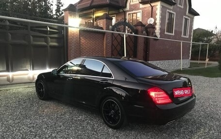 Mercedes-Benz S-Класс, 2007 год, 1 180 000 рублей, 2 фотография