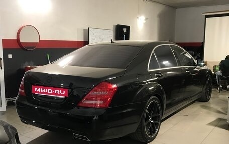 Mercedes-Benz S-Класс, 2007 год, 1 180 000 рублей, 3 фотография