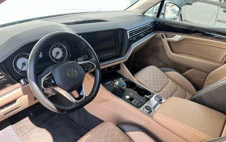 Volkswagen Touareg III, 2021 год, 5 490 000 рублей, 8 фотография