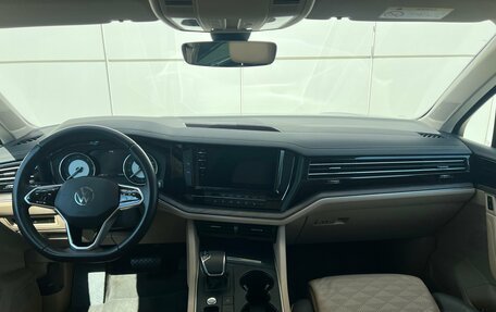Volkswagen Touareg III, 2021 год, 5 490 000 рублей, 9 фотография