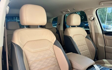 Volkswagen Touareg III, 2021 год, 5 490 000 рублей, 11 фотография