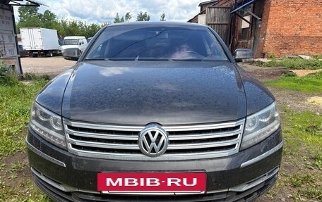 Volkswagen Phaeton I рестайлинг, 2013 год, 1 050 000 рублей, 2 фотография
