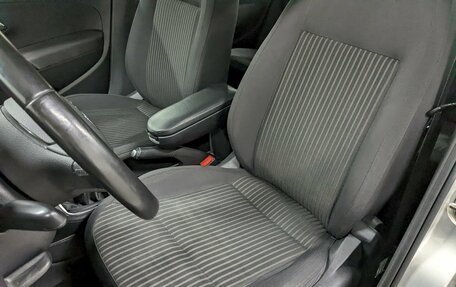 Volkswagen Polo VI (EU Market), 2014 год, 950 000 рублей, 14 фотография