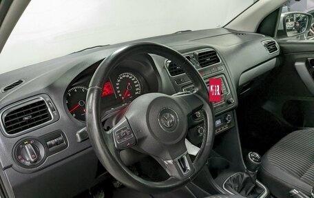 Volkswagen Polo VI (EU Market), 2014 год, 950 000 рублей, 13 фотография